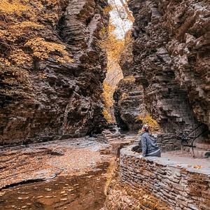 Meet your Posher, Caitlin